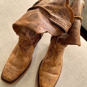 Justin Boots Tan Leather Western Boots